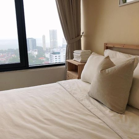 Tropicana 218 Macalister Netflix Seaview George Town Eksteriør billede