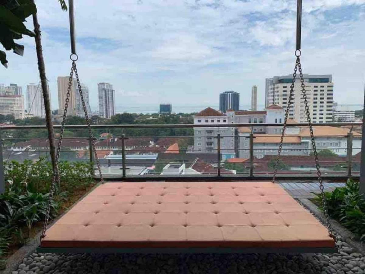 Tropicana 218 Macalister Netflix Seaview George Town Eksteriør billede